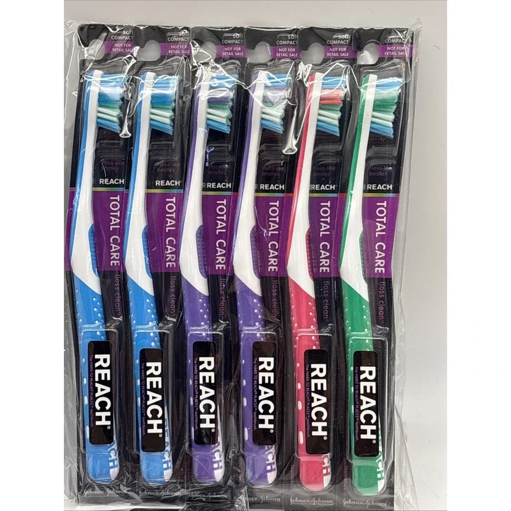 (18) Lot  Reach Total Care Floss Clean Toothbrush- Soft  Assorted Bulk Lot